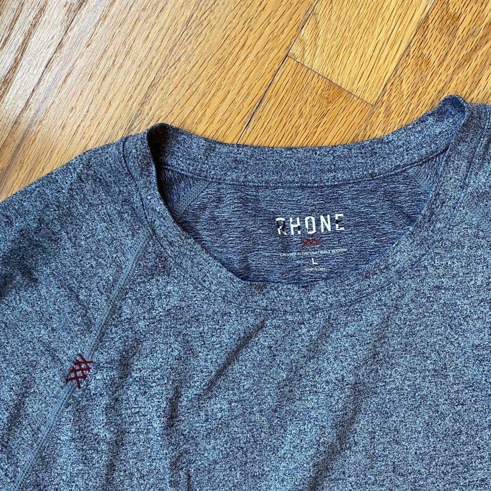 Rhone Reign long sleeve in grey